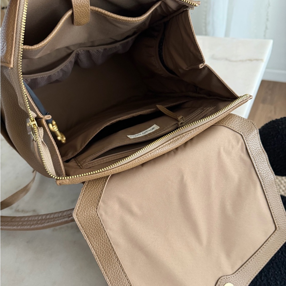 Freshly Picked Tan Backpack - Picture 4 of 6